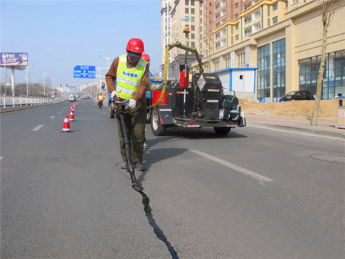 道路灌缝胶